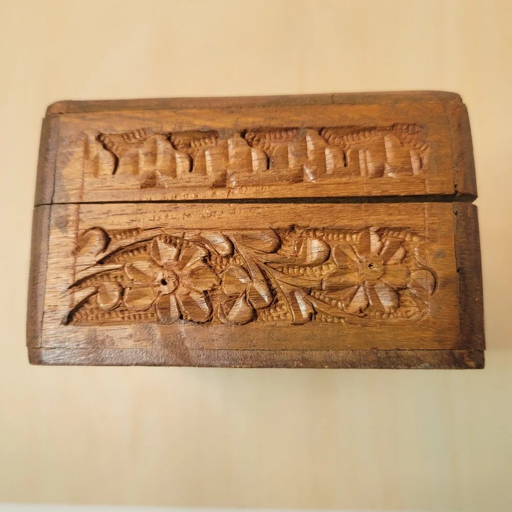 Vintage Carved‎ Wood Trinket Box Jewelry Keepsake Decorative Storage India